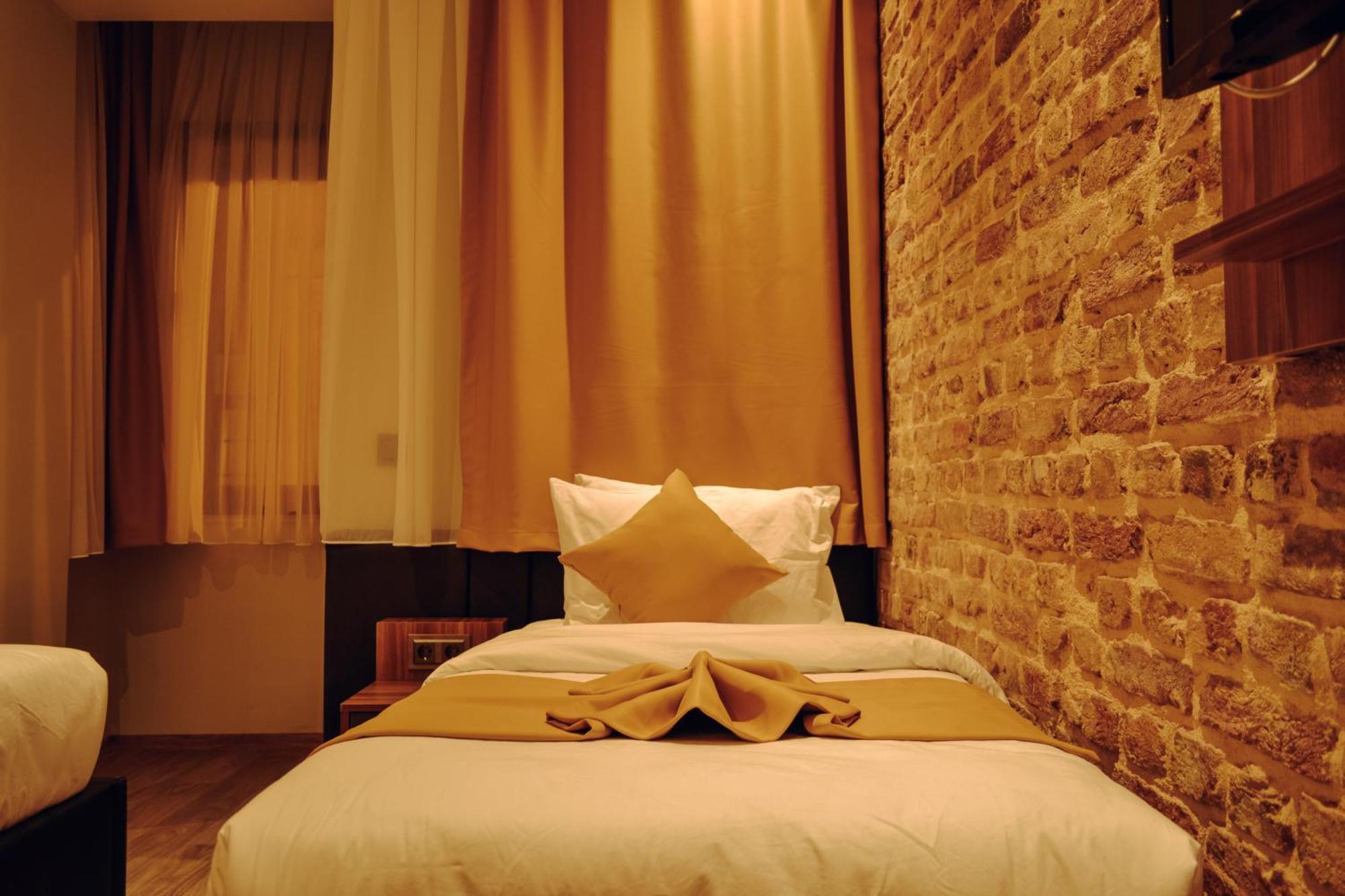 Galata Calm Tale Hotel イスタンブール エクステリア 写真